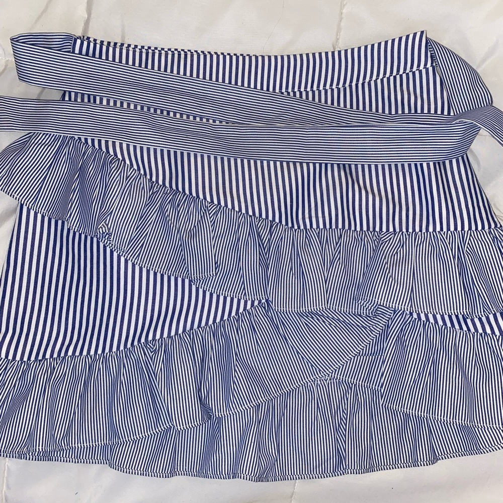 Ruffle skirt